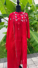 Red Mul Chanderi set with handwork