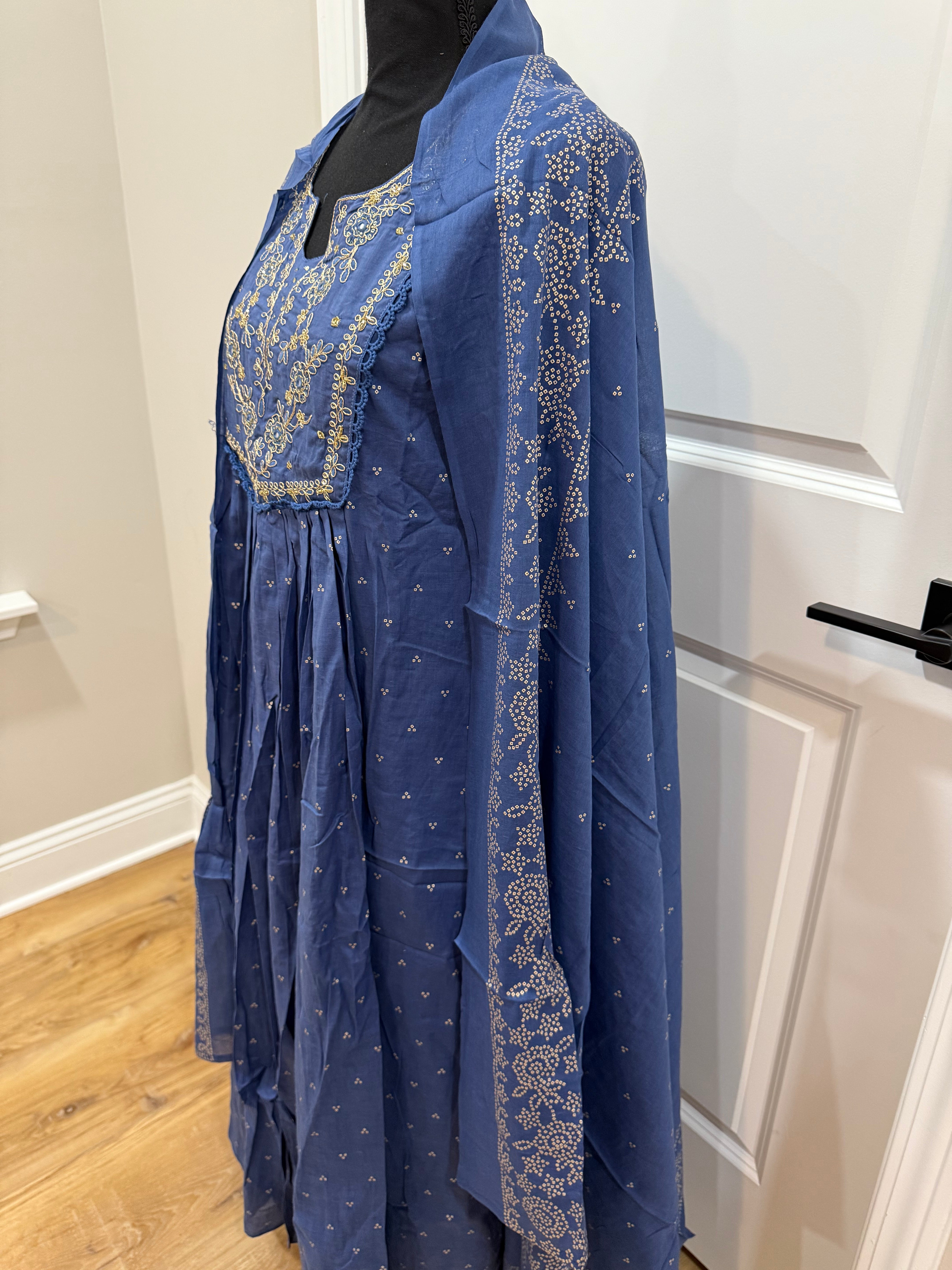 Blue mul cotton kurti set with handwork on yoke