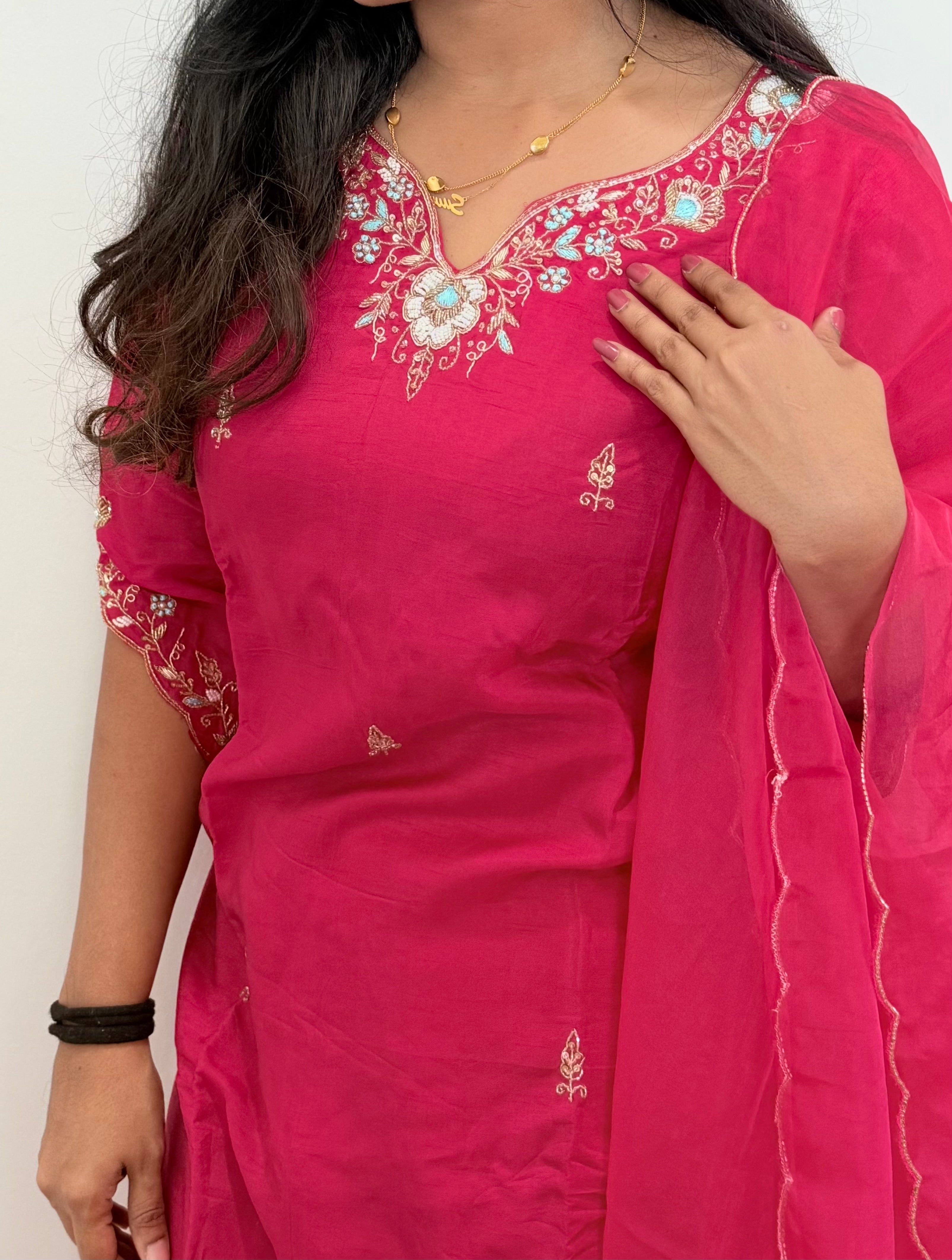 L size - Pretty pink dola sik kurti set with work on yoke and hands