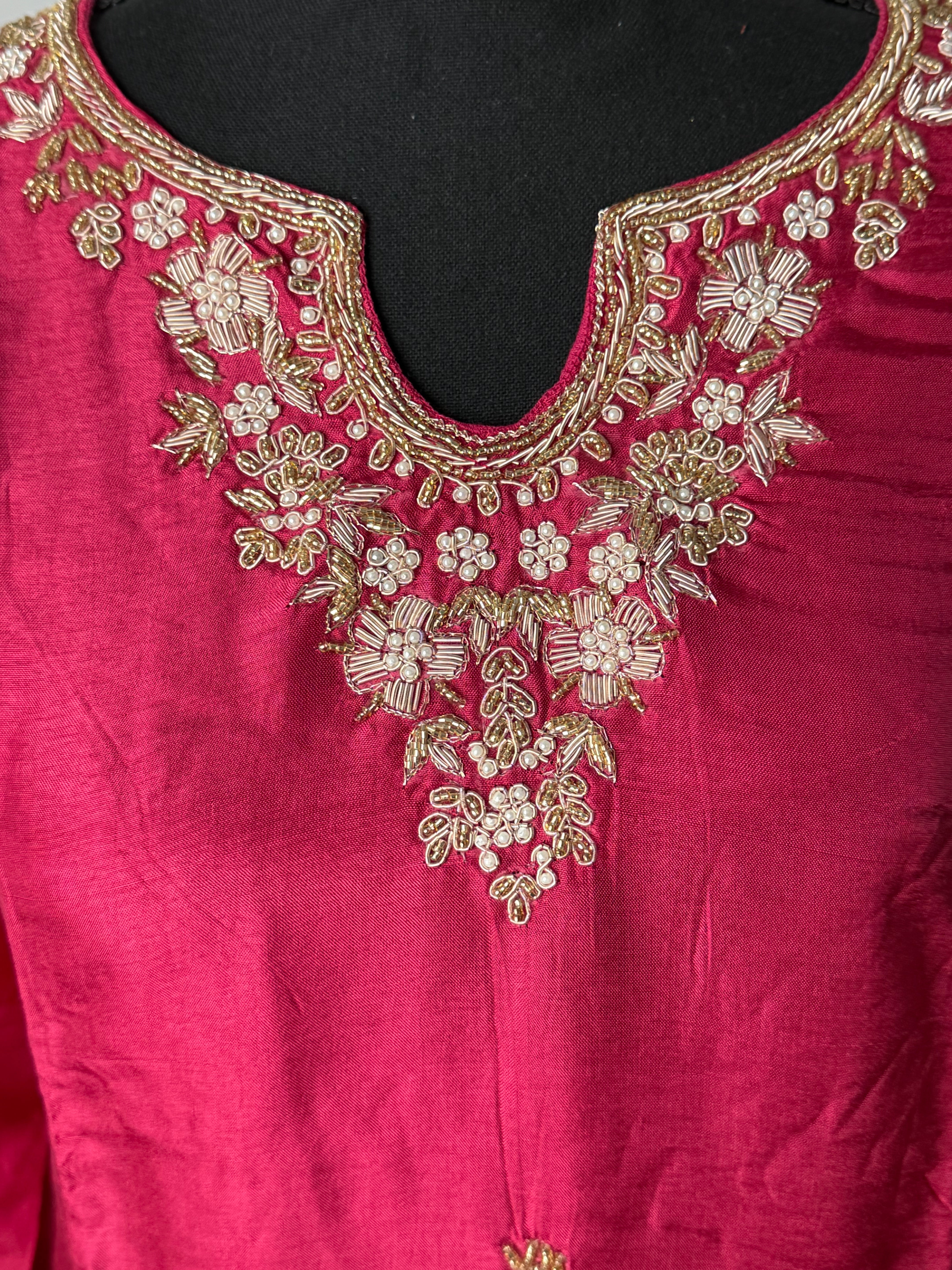 L size - pink dola silk kurti set with handwork and bandhini dupatta